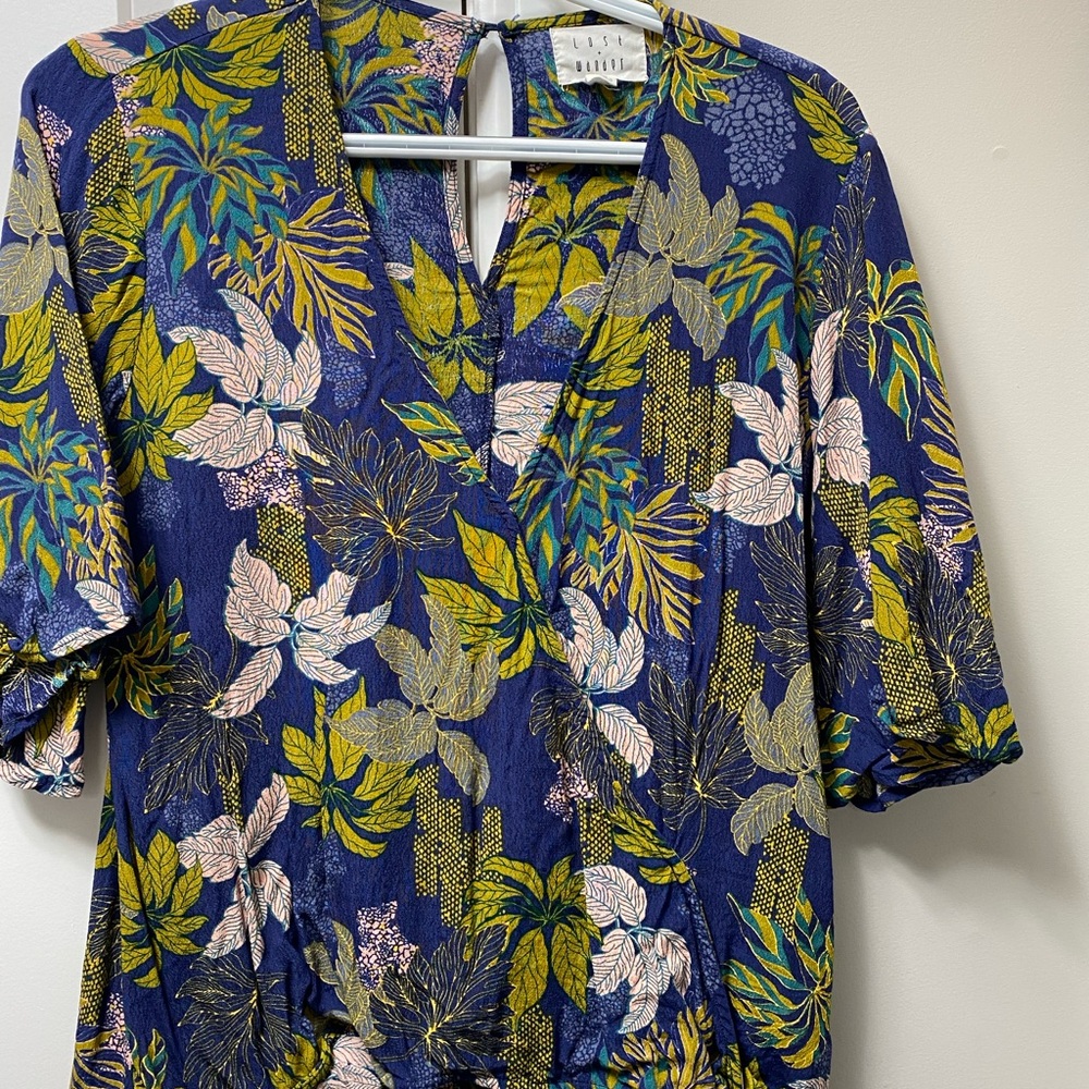 Lost and Wander floral blouse-S